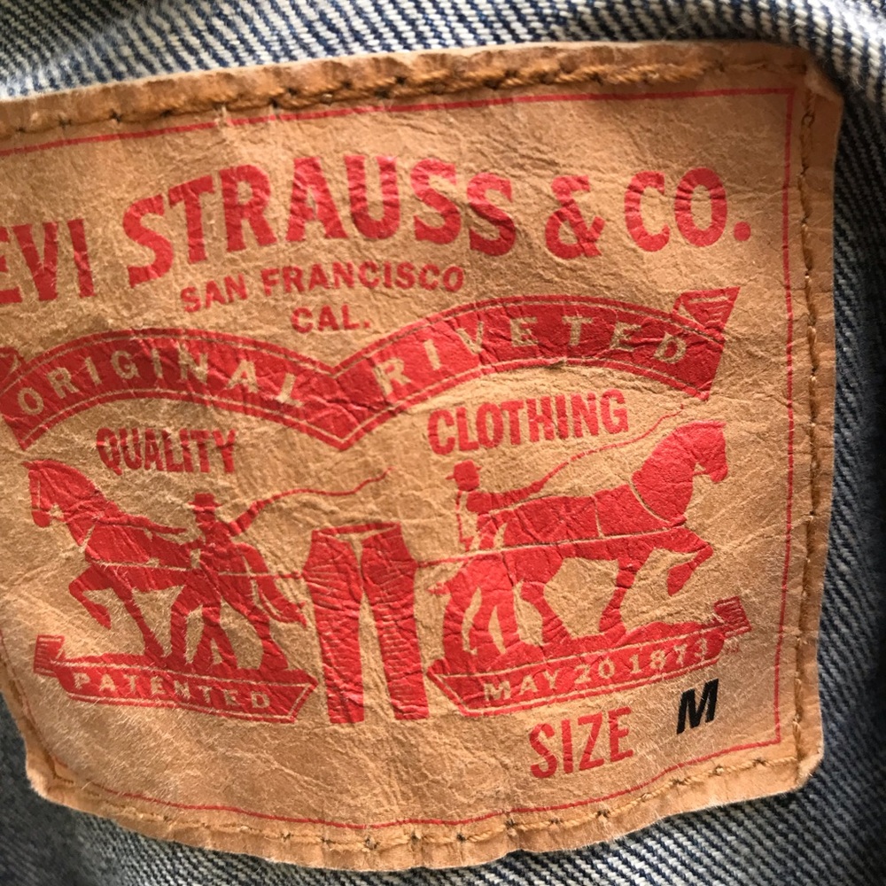 Levi’s Trucker Jacket - Picture 2 of 4